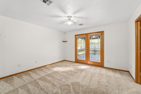 Tiny photo for 11990 Artlin Road, Grants Pass, OR 97526 (MLS # 220211427)