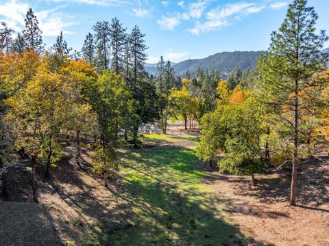 Tiny photo for 11990 Artlin Road, Grants Pass, OR 97526 (MLS # 220211427)