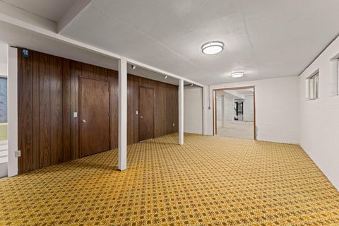 Tiny photo for 11990 Artlin Road, Grants Pass, OR 97526 (MLS # 220211427)