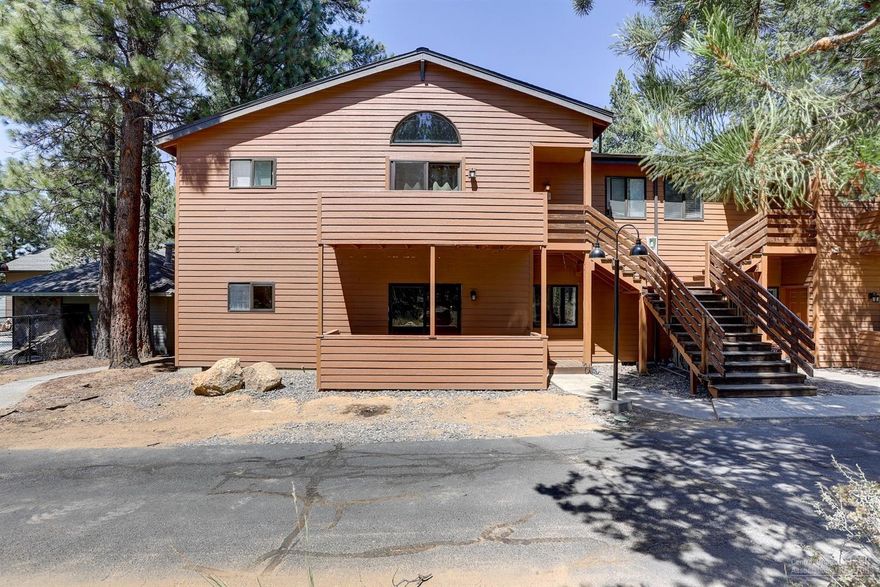 Enjoy living the Central Oregon Lifestyle in this light, open, lower-level Powder Village Condo with a view of the forest. You will feel at home in the open concept floor plan with 2 separated bedrooms and near the community pool/hot tub. Pride of ownership is apparent with the many upgrades including master bath, wood floors throughout, enhanced laundry space to allow for more counter space and wainscot accents. Come see your new get-away!