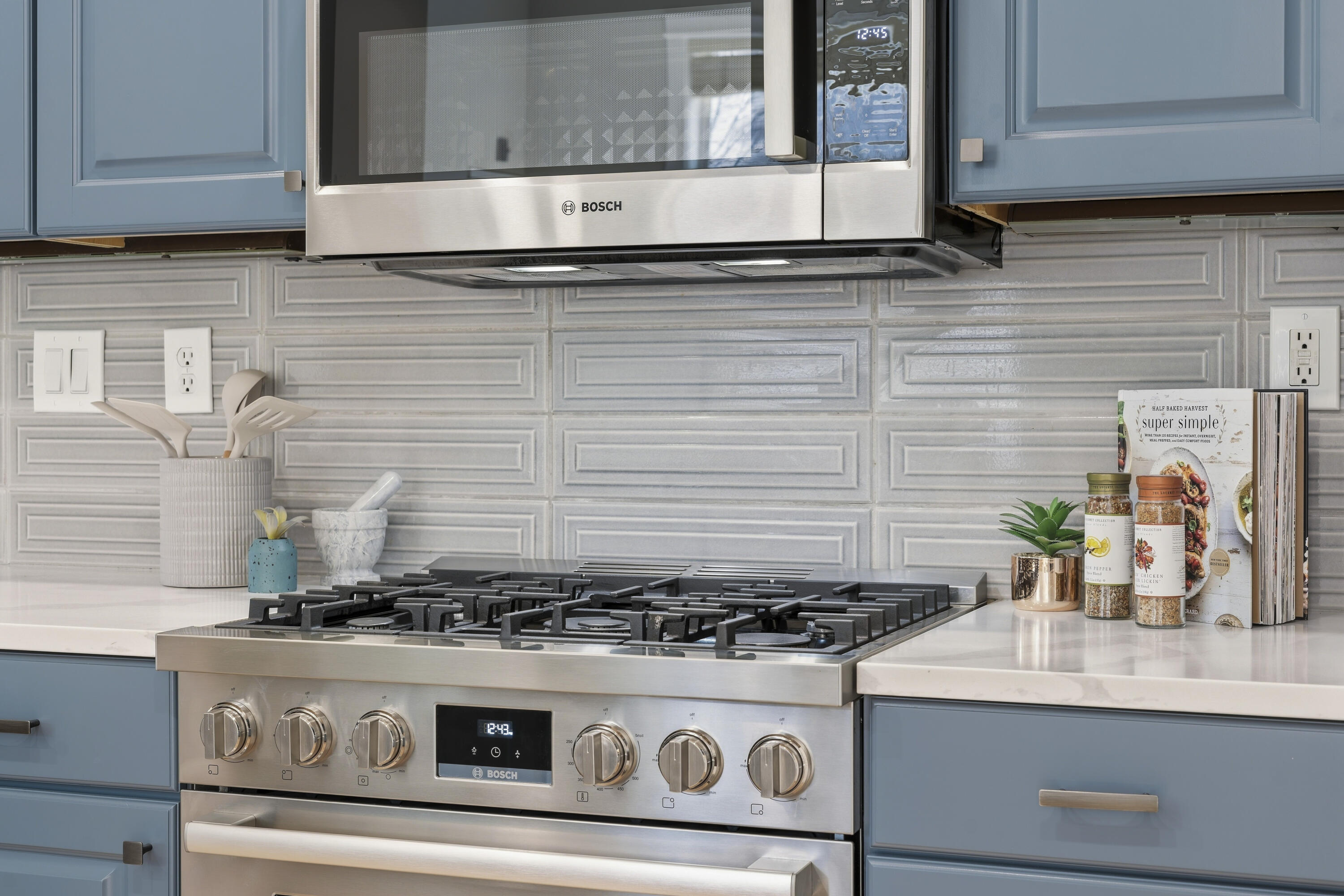 61425 Davis Lake Loop