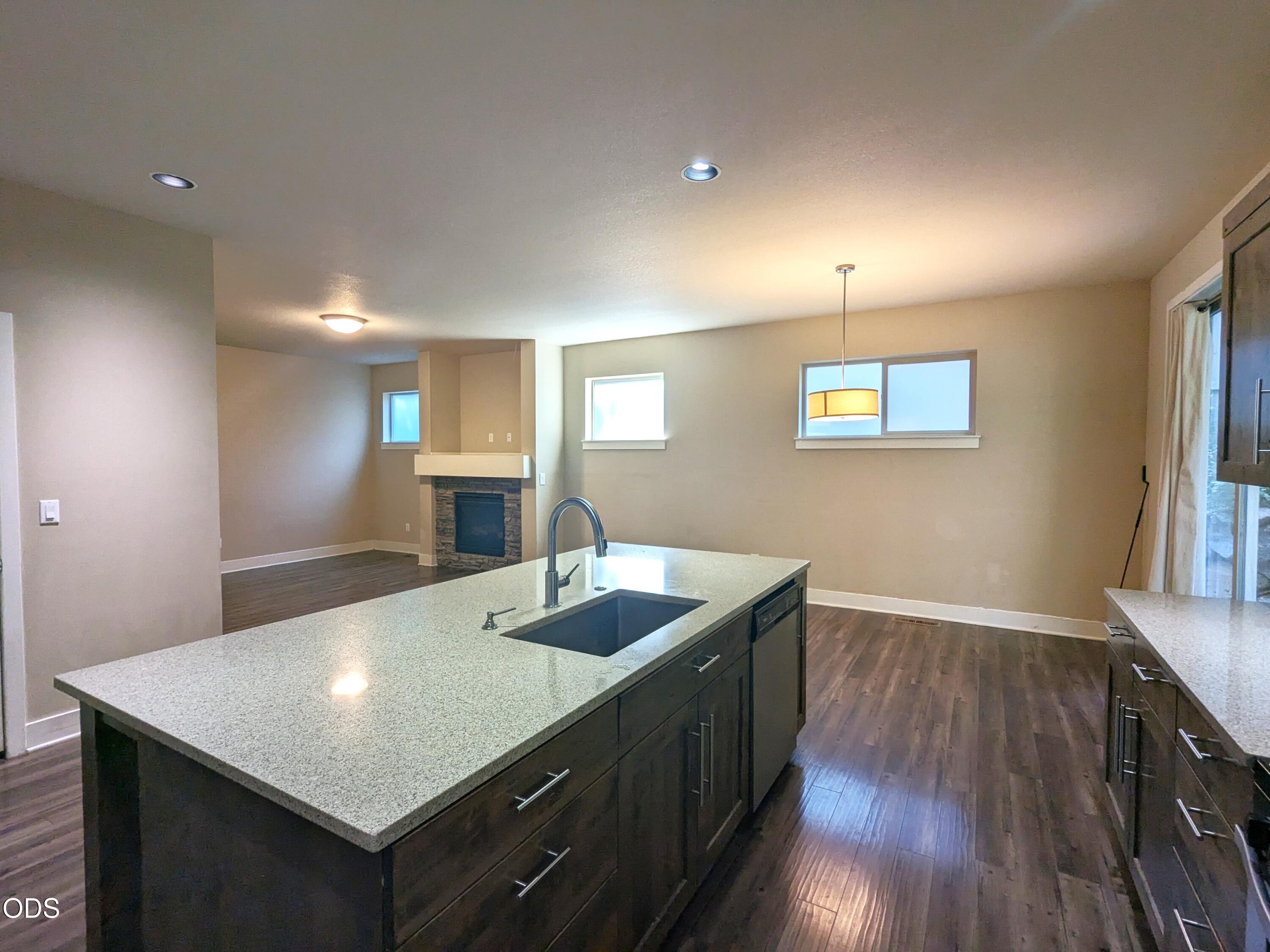 2337 NW Debron Lane
