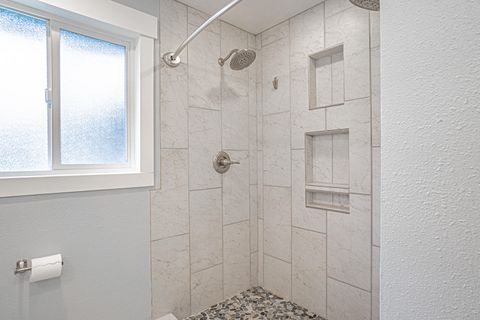 Tiny photo for 1916 Inverness Drive, Medford, OR 97504 (MLS # 220212922)