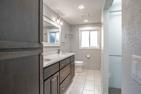 Tiny photo for 1916 Inverness Drive, Medford, OR 97504 (MLS # 220212922)