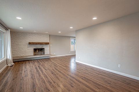 Tiny photo for 1916 Inverness Drive, Medford, OR 97504 (MLS # 220212922)