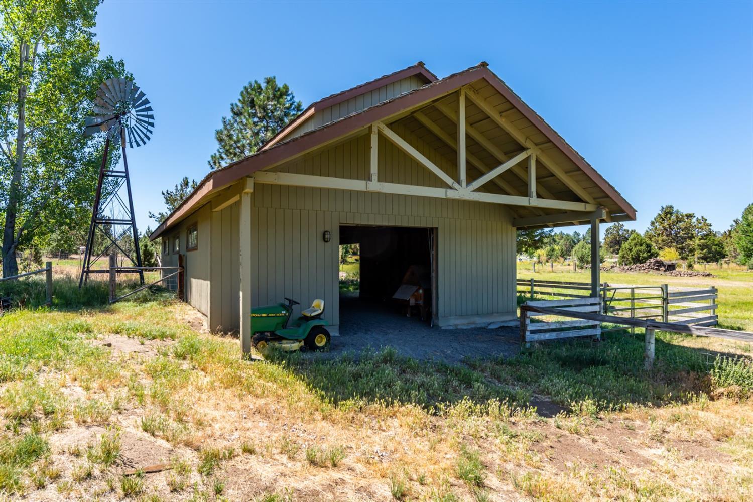 Hunnell Hills - Residential