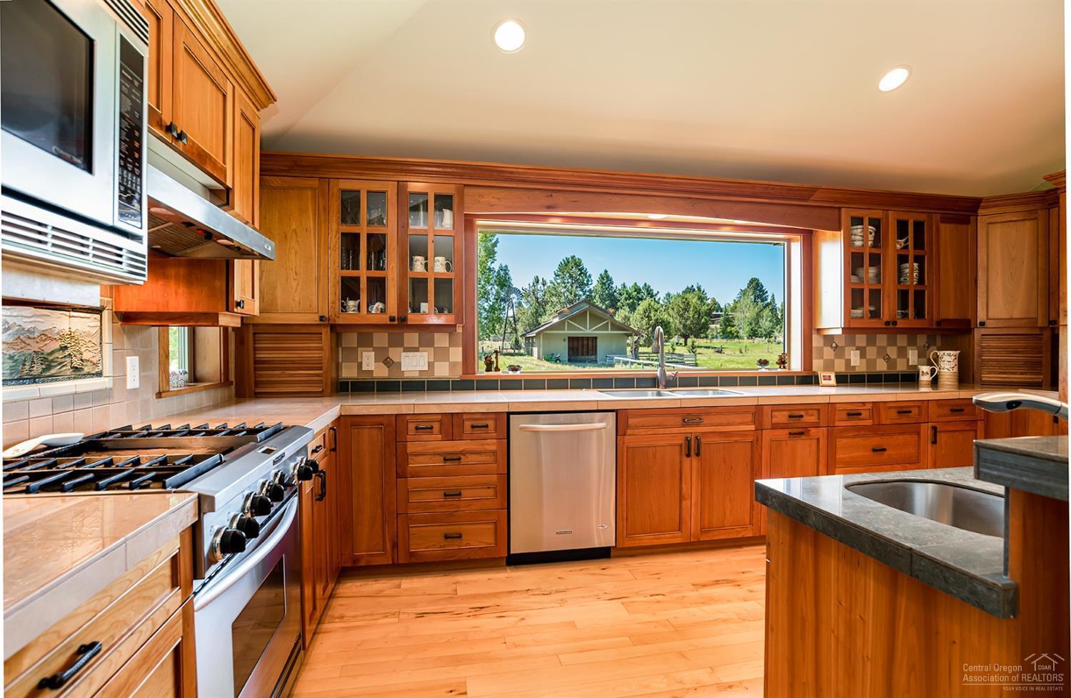 Hunnell Hills - Residential