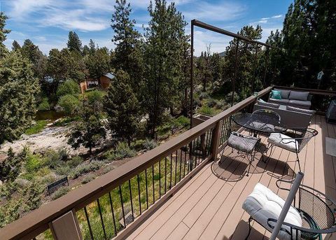 Tiny photo for 3106 NW Golf View Drive, Bend, OR 97703 (MLS # 220221773)