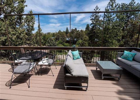 Tiny photo for 3106 NW Golf View Drive, Bend, OR 97703 (MLS # 220221773)