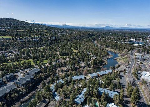 Tiny photo for 3106 NW Golf View Drive, Bend, OR 97703 (MLS # 220221773)