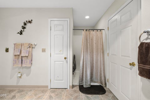 Tiny photo for 1140 McClellan Drive, Klamath Falls, OR 97603 (MLS # 220226138)