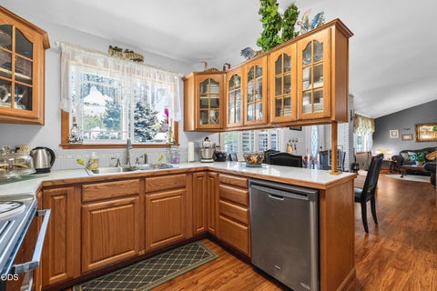 Tiny photo for 1140 McClellan Drive, Klamath Falls, OR 97603 (MLS # 220226138)