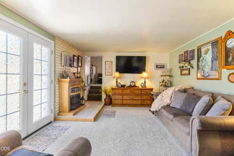 Tiny photo for 1140 McClellan Drive, Klamath Falls, OR 97603 (MLS # 220226138)