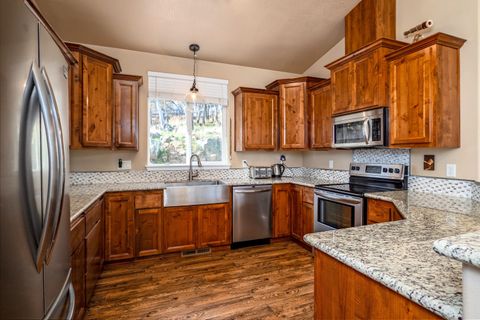 Tiny photo for 490 Conifer Way, Ashland, OR 97520 (MLS # 220212159)