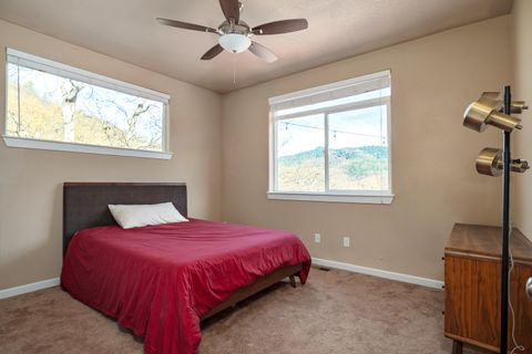 Tiny photo for 490 Conifer Way, Ashland, OR 97520 (MLS # 220212159)