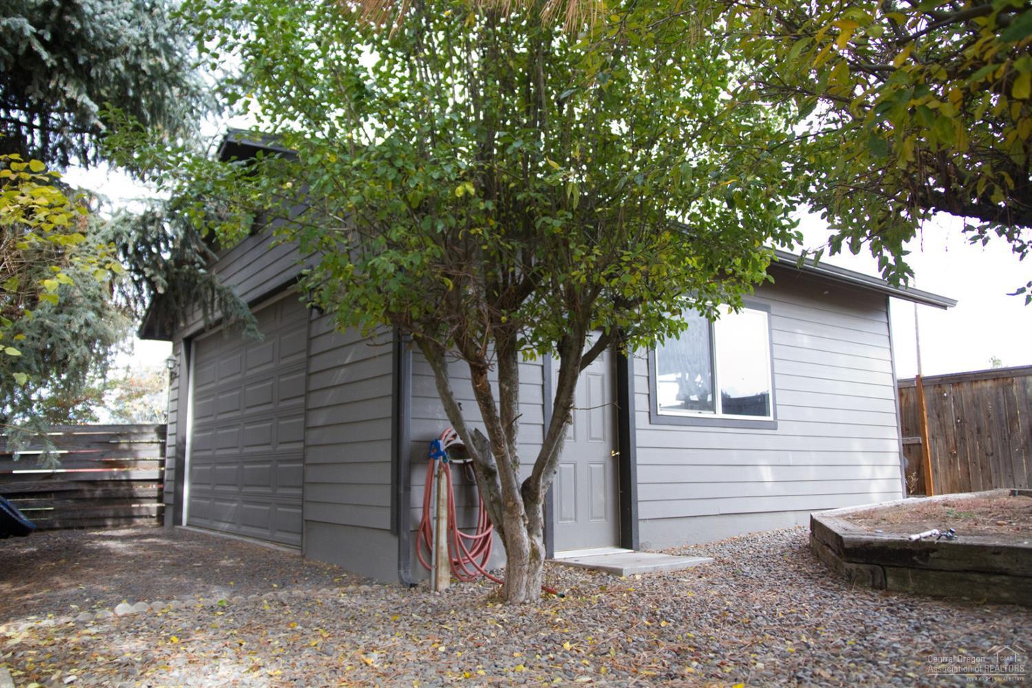 Barnes Butte - Residential