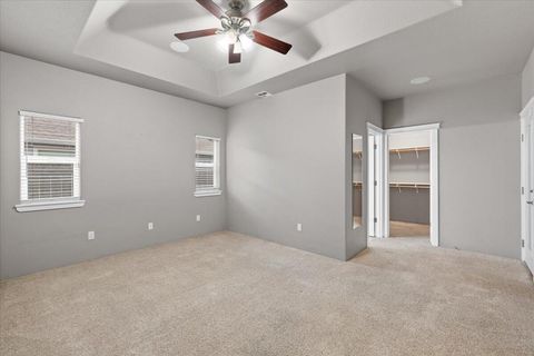 Tiny photo for 931 Highbury Drive, Medford, OR 97501 (MLS # 220211570)