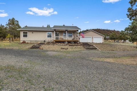Tiny photo for 2648 SE Bonnie Road, Prineville, OR 97754 (MLS # 220211629)