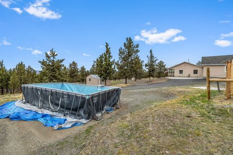 Tiny photo for 2648 SE Bonnie Road, Prineville, OR 97754 (MLS # 220211629)