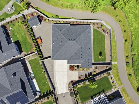 Tiny photo for 3847 Arena Drive, Medford, OR 97504 (MLS # 220220090)