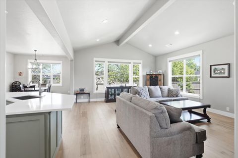 Tiny photo for 3847 Arena Drive, Medford, OR 97504 (MLS # 220220090)