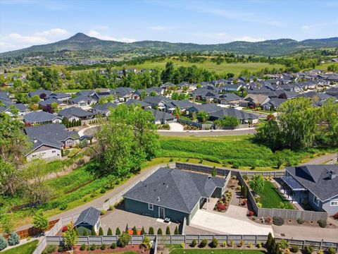 Tiny photo for 3847 Arena Drive, Medford, OR 97504 (MLS # 220220090)