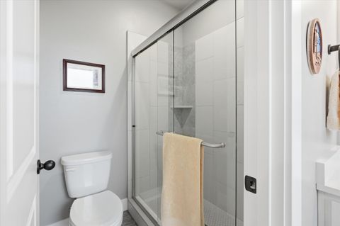 Tiny photo for 3847 Arena Drive, Medford, OR 97504 (MLS # 220220090)