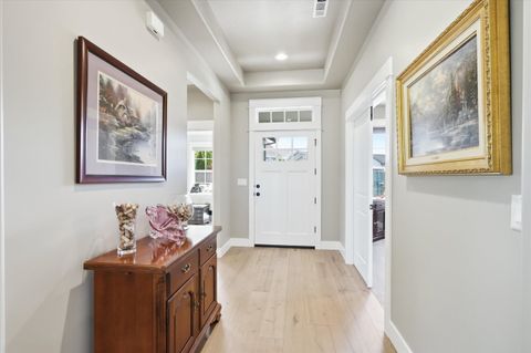 Tiny photo for 3847 Arena Drive, Medford, OR 97504 (MLS # 220220090)