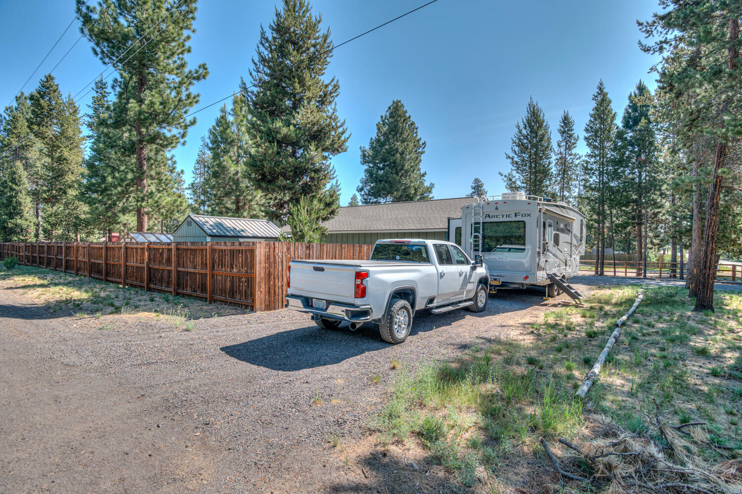 17024 Kingsburg Road