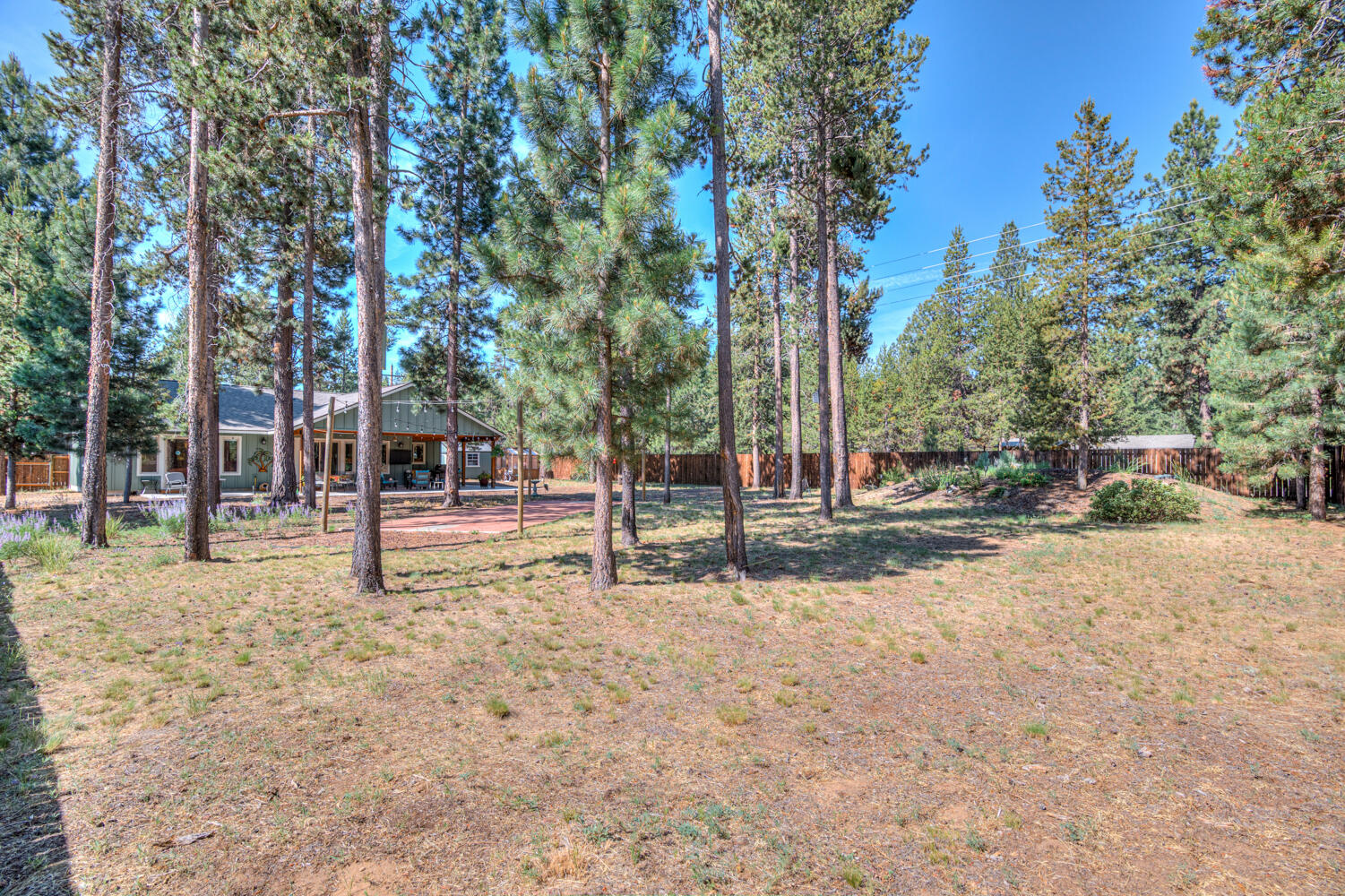 17024 Kingsburg Road