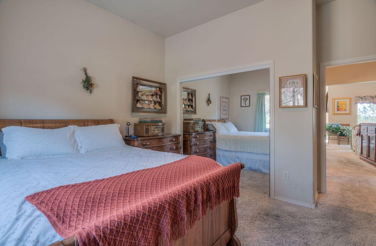 Ridge At Eagle Crest - Residential