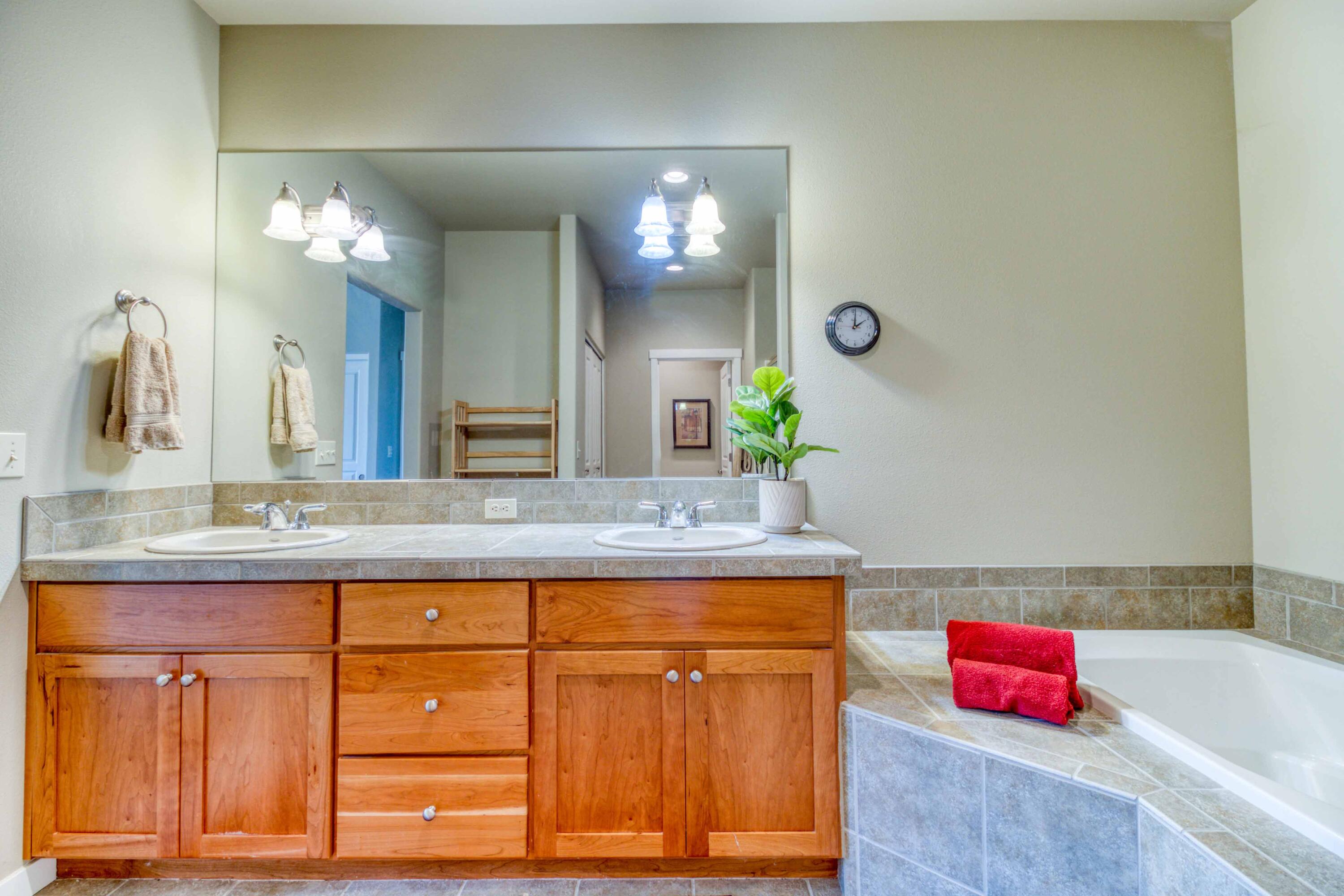 Eagle Crest - Residential