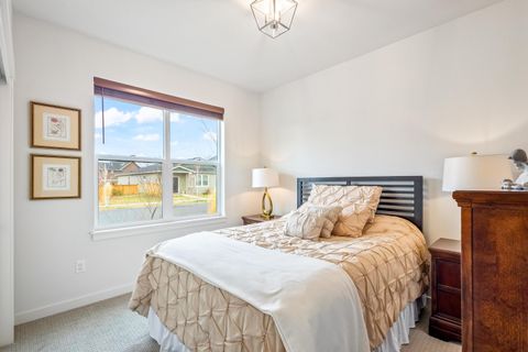 Tiny photo for 650 NE Union Loop, Prineville, OR 97754 (MLS # 220217802)