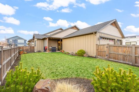 Tiny photo for 650 NE Union Loop, Prineville, OR 97754 (MLS # 220217802)