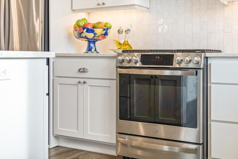 Tiny photo for 650 NE Union Loop, Prineville, OR 97754 (MLS # 220217802)