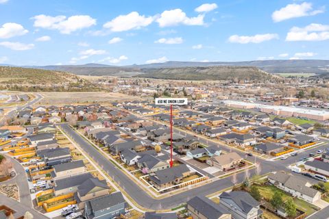 Tiny photo for 650 NE Union Loop, Prineville, OR 97754 (MLS # 220217802)
