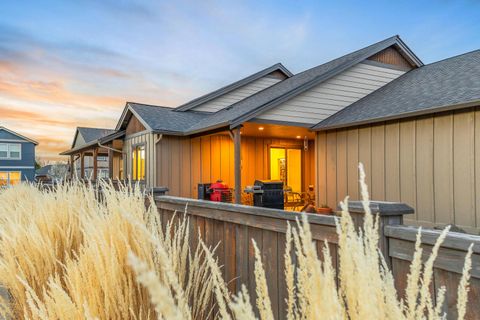 Tiny photo for 650 NE Union Loop, Prineville, OR 97754 (MLS # 220217802)