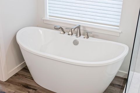 Tiny photo for 650 NE Union Loop, Prineville, OR 97754 (MLS # 220217802)