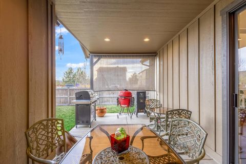 Tiny photo for 650 NE Union Loop, Prineville, OR 97754 (MLS # 220217802)