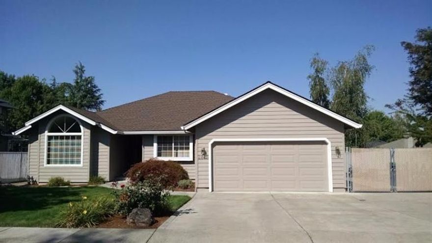 Gorgeous custom home with 1892 sqft, 3 bedrooms and 2 bathrooms. Featuring new hardwood floors, large living room with gas fireplace and separate family room. The spacious kitchen has gorgeous counters, abundant cabinets and an island bar. Master bedroom is very large and has walk-in closet. Beautiful built in with extra wide hallway. The dining area is located off the kitchen and overlooks the covered patio and in-ground swimming pool. The backyard was made to enjoy, relax or entertain. Beautiful decking surrounding pool, green and well manicured backyard.