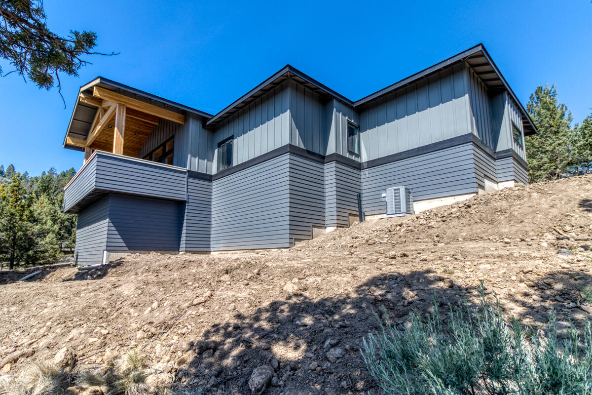 2850 NW Lucus Court