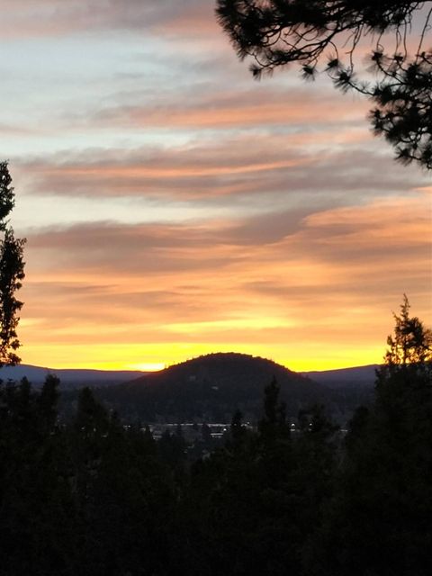 Tiny photo for 2850 NW Lucus Court, Bend, OR 97703 (MLS # 220213098)