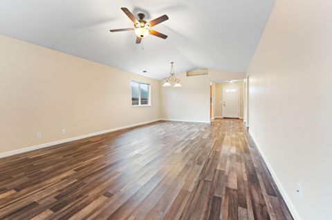 Tiny photo for 185 Independence Drive, Grants Pass, OR 97527 (MLS # 220212156)