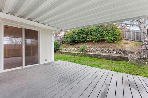 Tiny photo for 185 Independence Drive, Grants Pass, OR 97527 (MLS # 220212156)