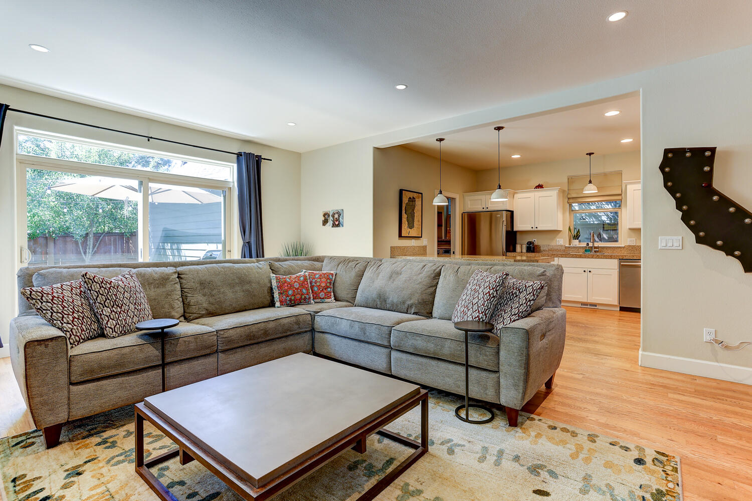 Hollygrape - Residential