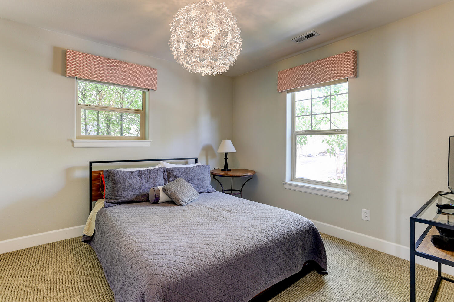 Hollygrape - Residential