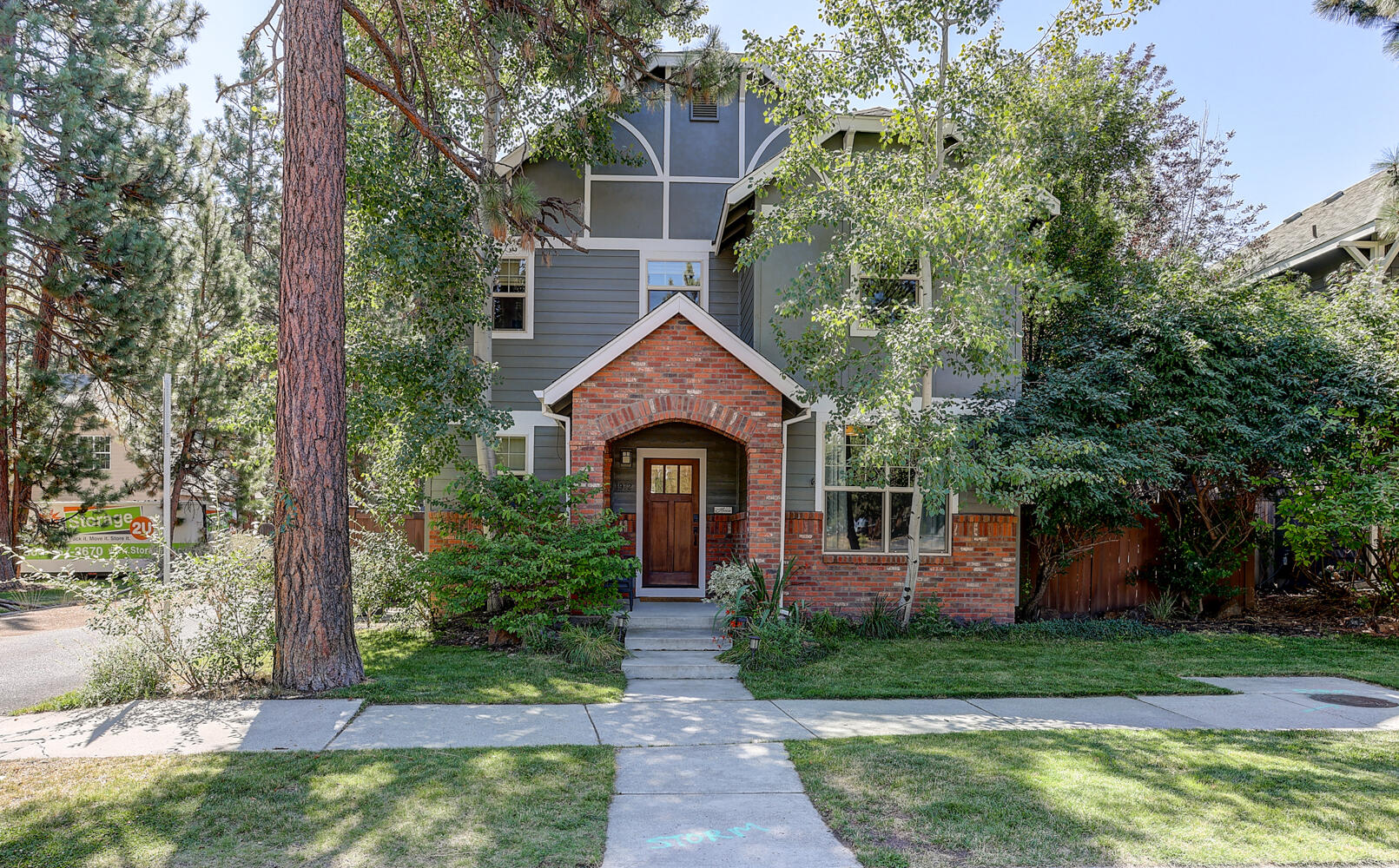 Hollygrape - Residential