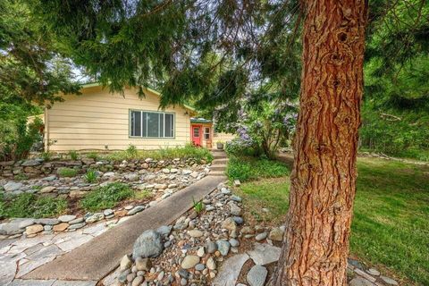 Photo of 4955 Sterling Creek Road, Jacksonville, OR 97530 (MLS # 220214356)