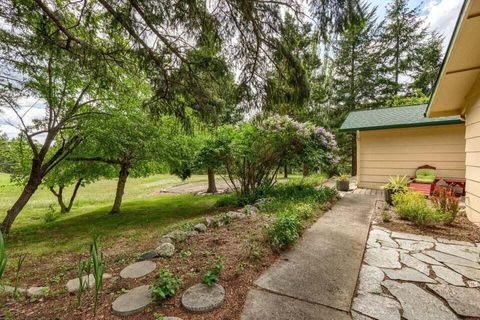 Tiny photo for 4955 Sterling Creek Road, Jacksonville, OR 97530 (MLS # 220214356)