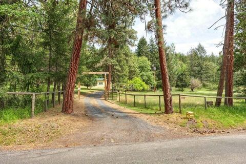 Tiny photo for 4955 Sterling Creek Road, Jacksonville, OR 97530 (MLS # 220214356)
